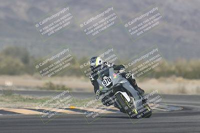 media/Jan-18-2026-CVMA (Sun) [[519f600f45]]/Race 12- Formula 40 MW and LW/